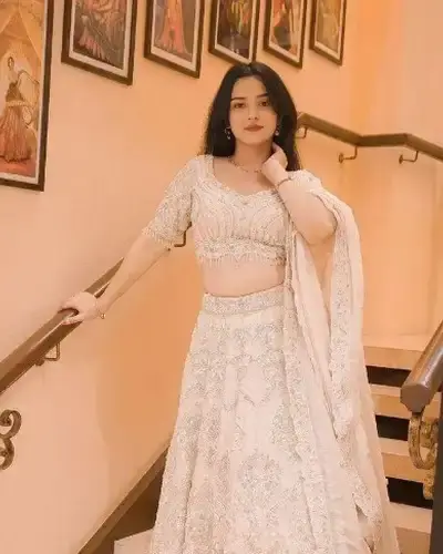 Escort Bawal